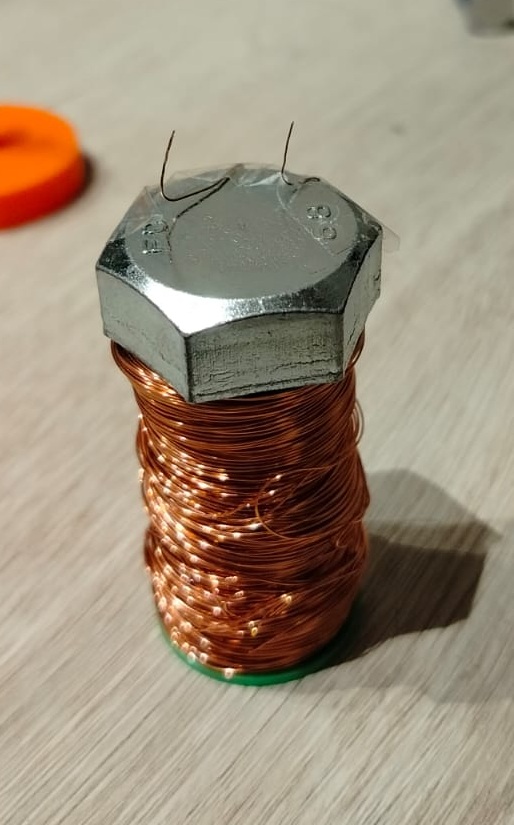 Hand-wound electromagnet